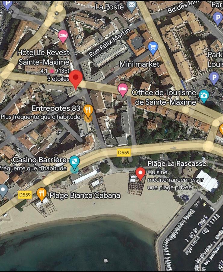 Centre Ville Sainte Maxime 100M Plage Et Commerce A Pied Luaran gambar